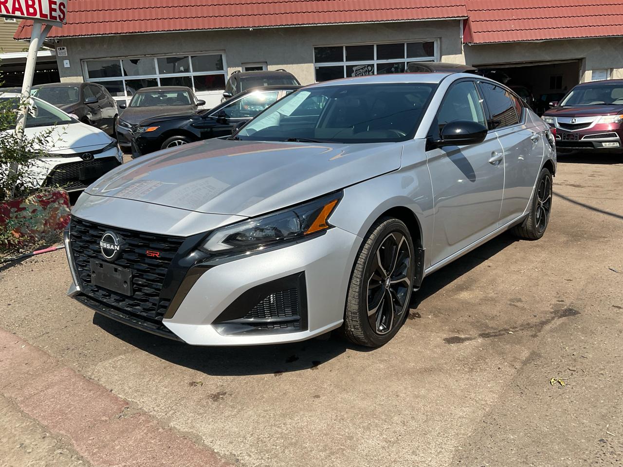 2023 Nissan Altima 2.5 SR AWD Sedan