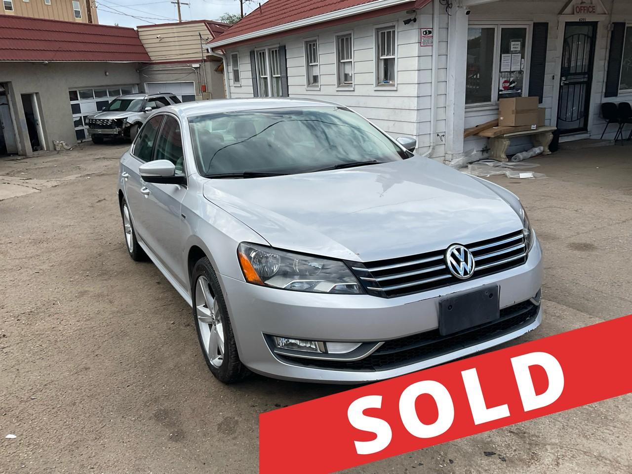 2015 Volkswagen Passat 4dr Sdn 1.8T Auto S PZEV