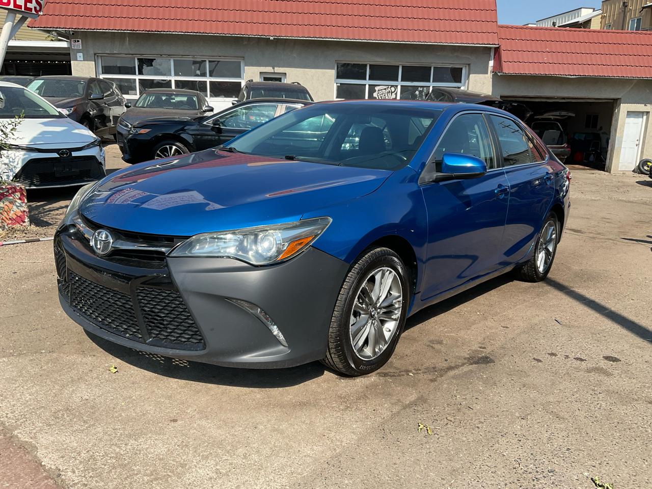 2017 Toyota Camry XLE Auto (Natl)