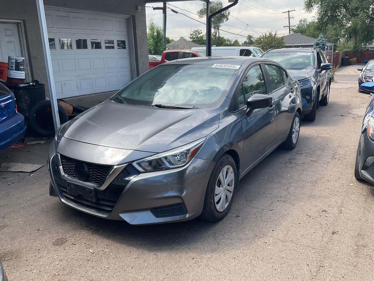 2021 Nissan Versa S CVT