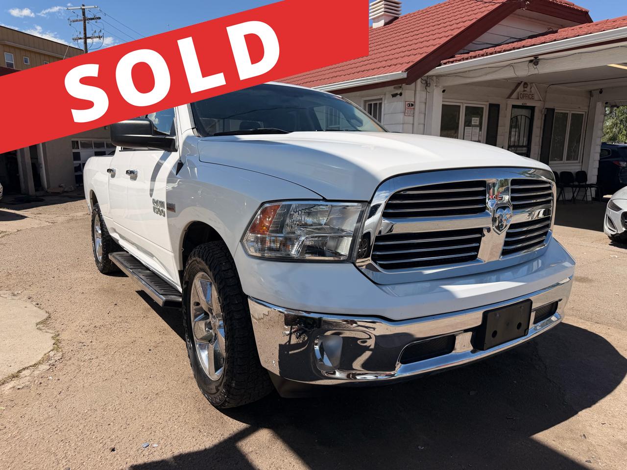 2016 RAM 1500 4WD Quad Cab 140.5" Big Horn