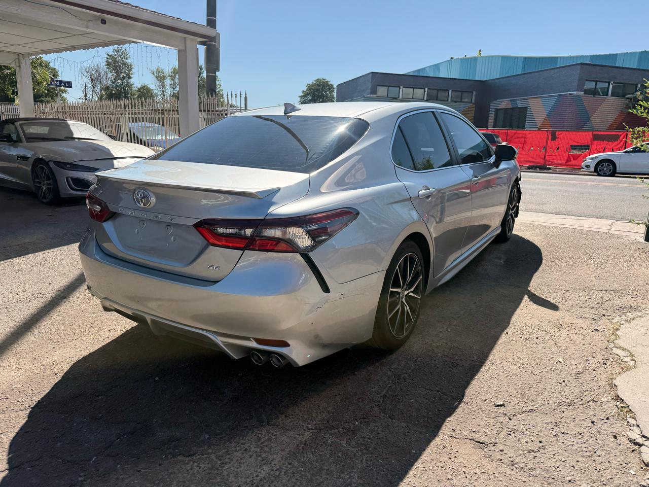 2021 Toyota Camry SE Auto (Natl)