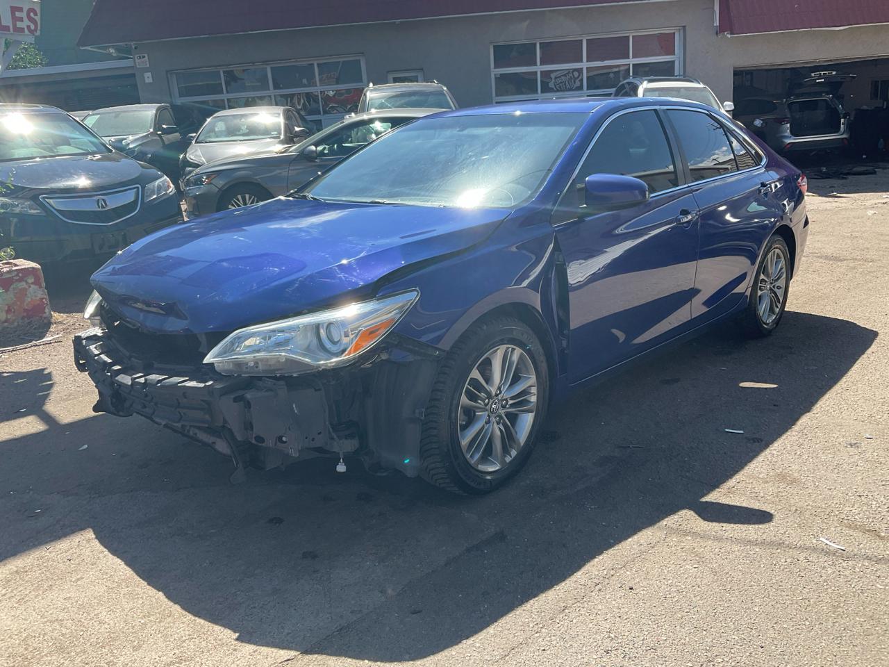 2016 Toyota Camry 4dr Sdn I4 Auto SE w/Special Edition Pkg (Natl)