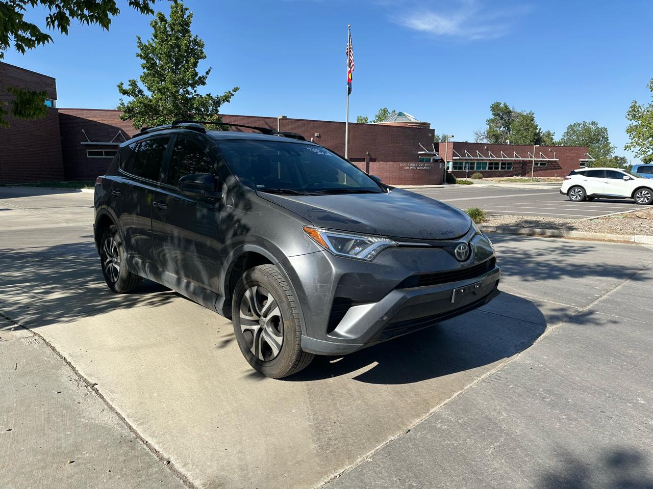 2017 Toyota RAV4 LE FWD (Natl)