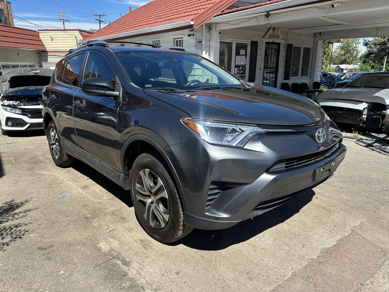 2017 Toyota RAV4 LE FWD (Natl)