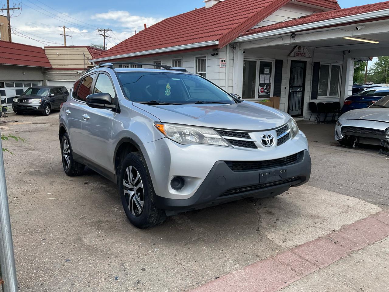 2015 Toyota RAV4 AWD 4dr LE (Natl)
