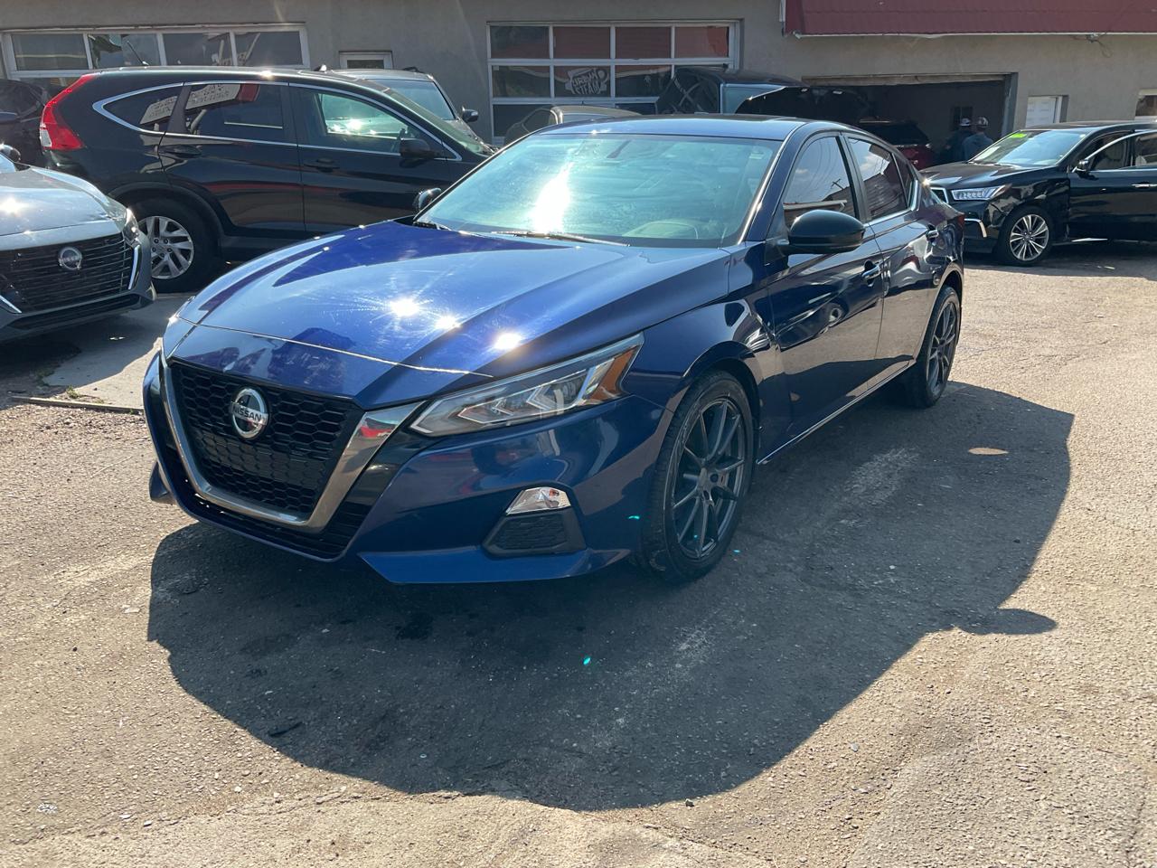 2019 Nissan Altima 2.5 SR AWD Sedan