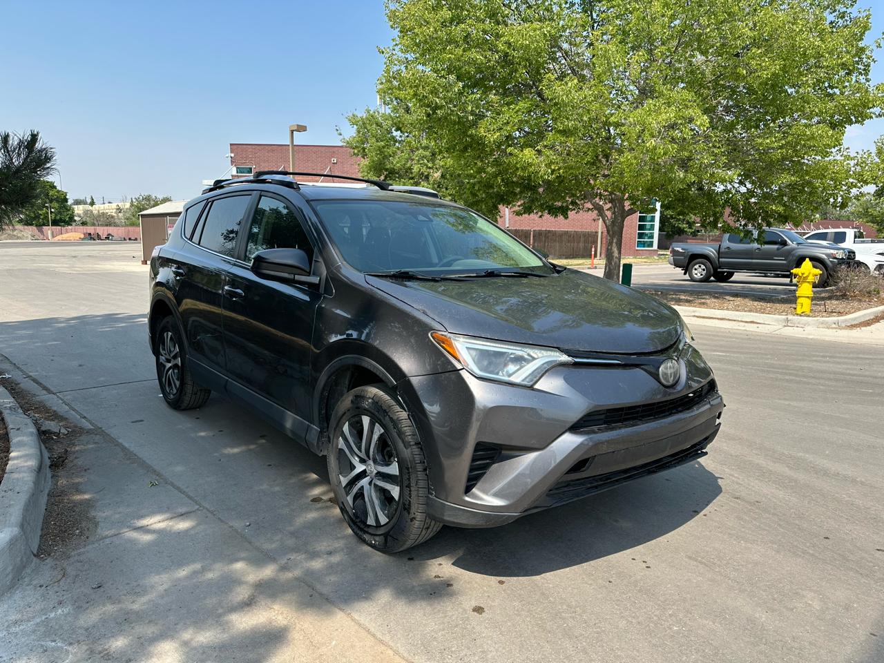 2017 Toyota RAV4 LE FWD (Natl)