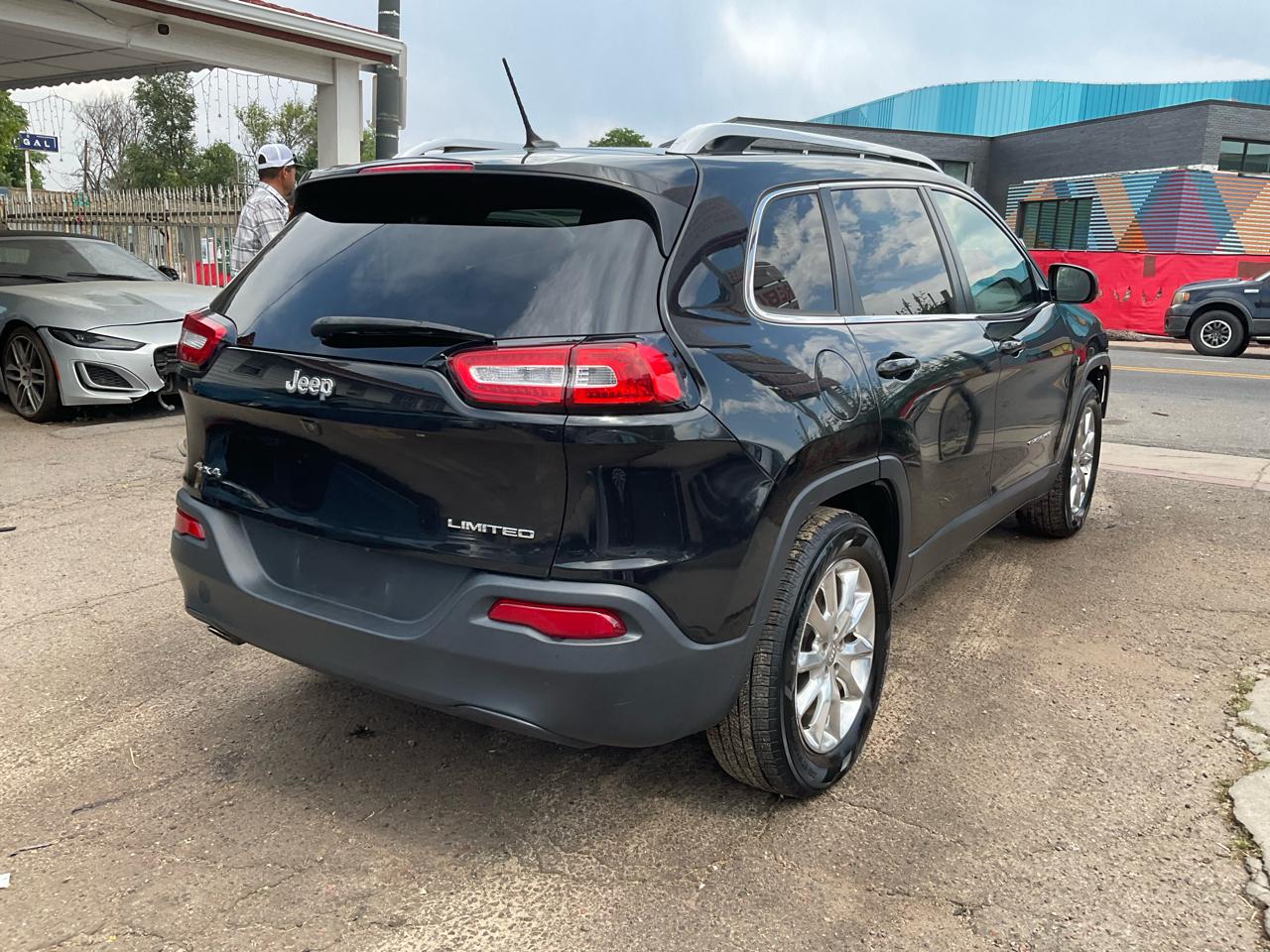 2015 Jeep Cherokee 4WD 4dr Limited