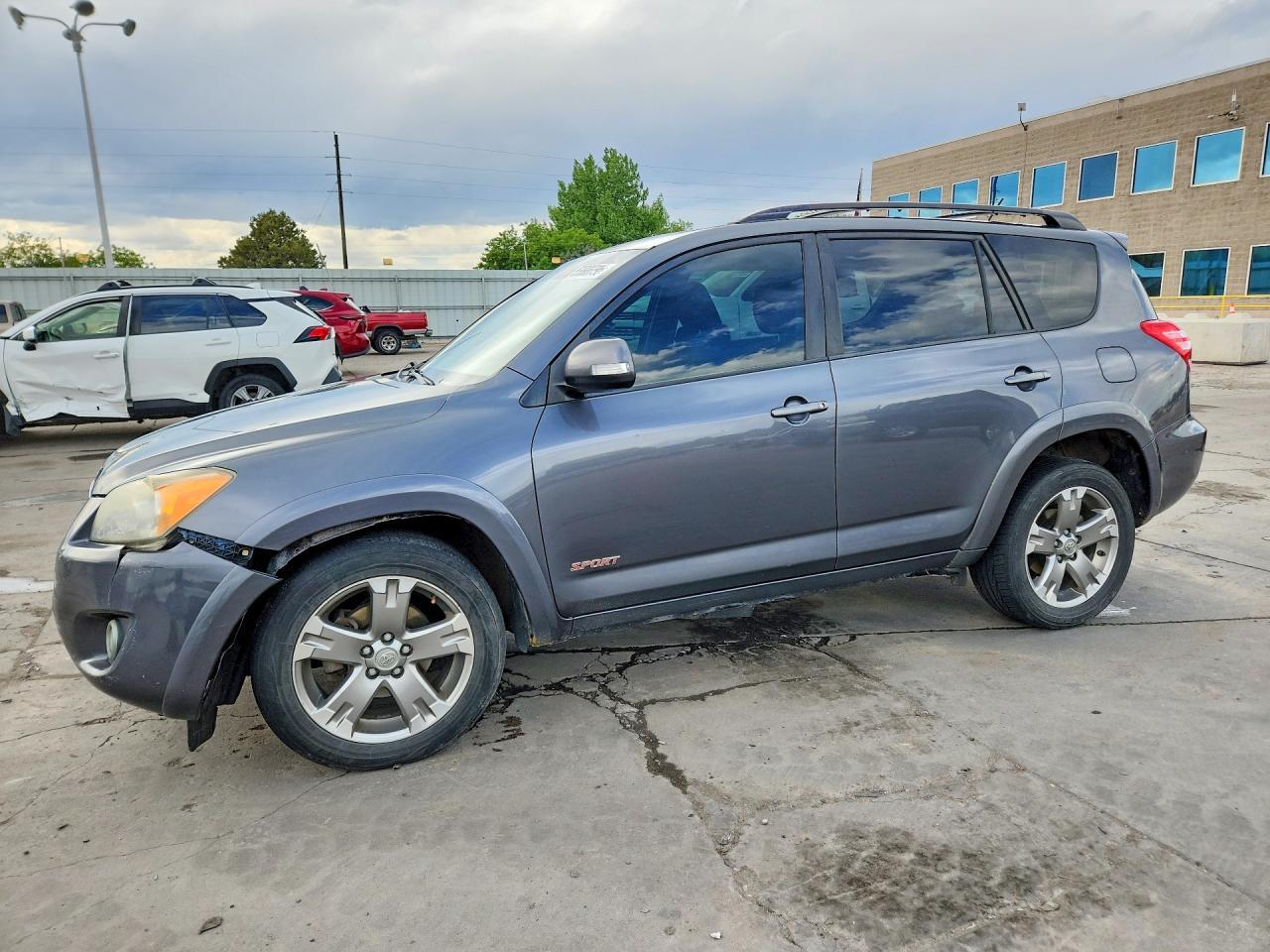 2010 Toyota RAV4 4WD 4dr V6 5-Spd AT Sport (Natl)