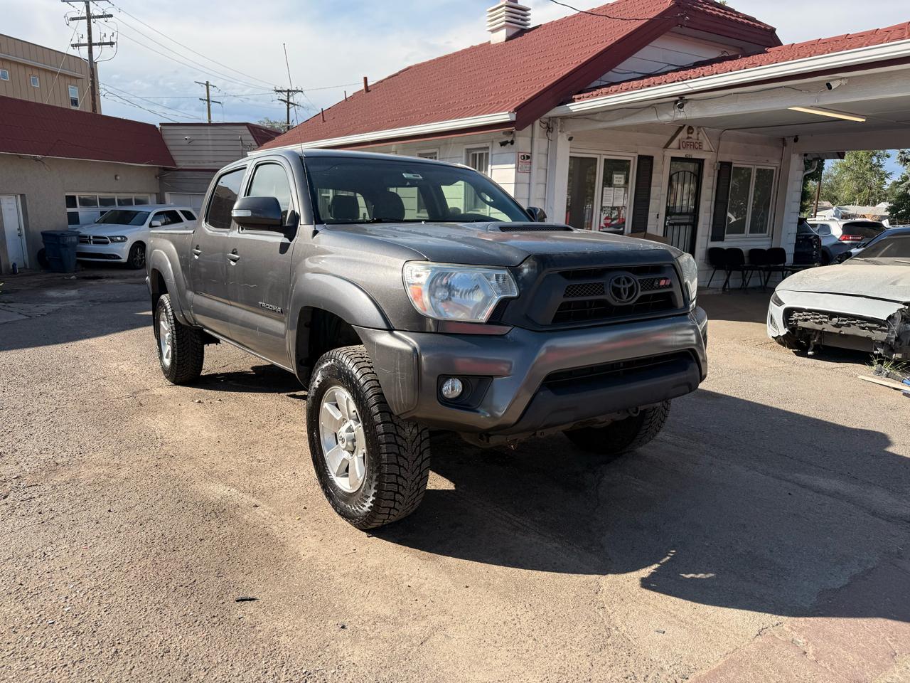 2012 Toyota Tacoma 4WD Double Cab LB V6 AT (Natl)