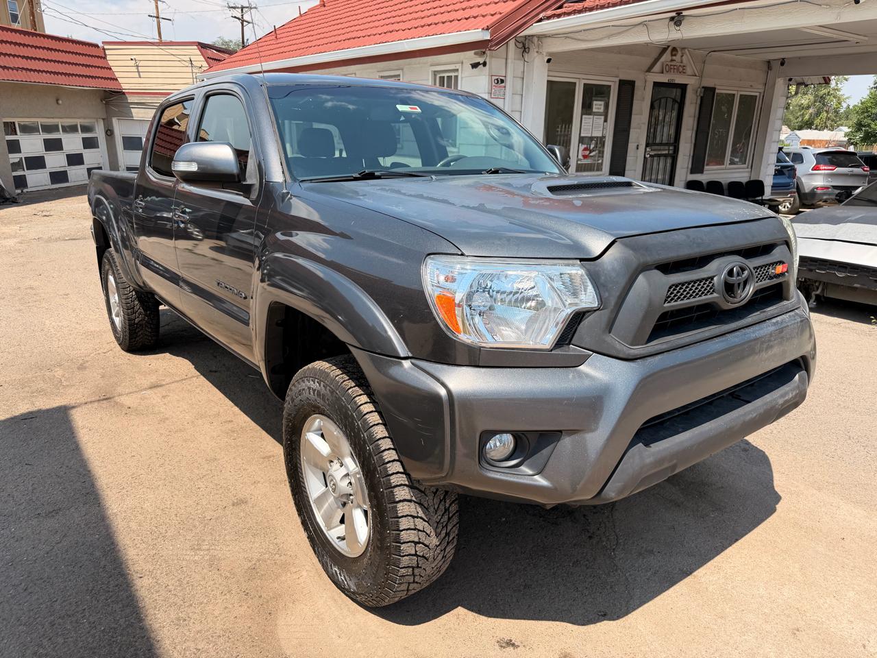 2012 Toyota Tacoma 4WD Double Cab LB V6 AT (Natl)