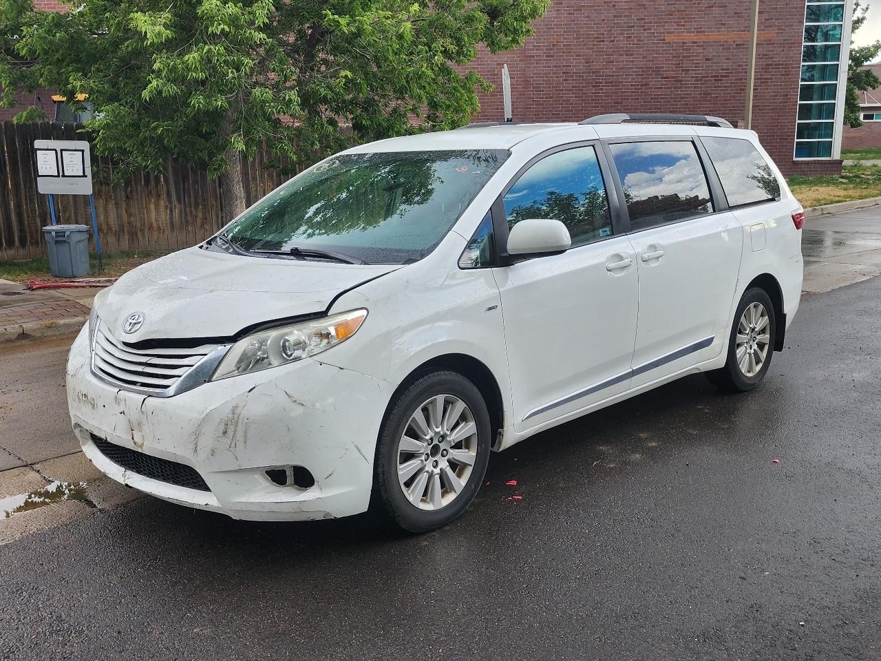 2016 Toyota Sienna 5dr 7-Pass Van LE AWD (Natl)