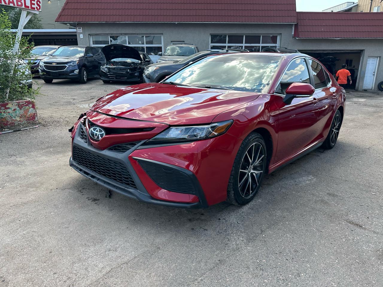 2022 Toyota Camry SE Auto AWD (Natl)