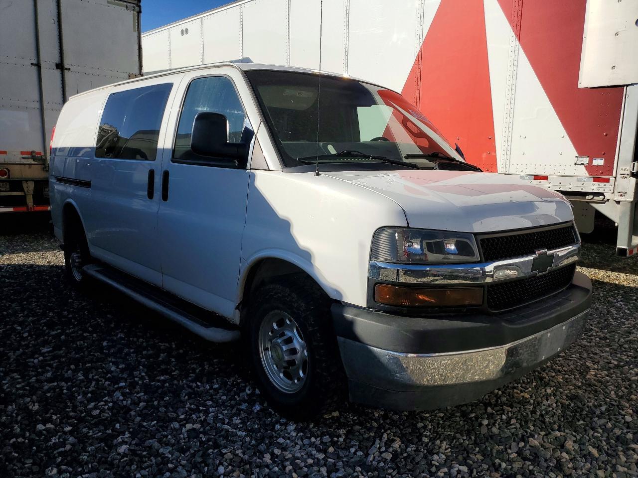 2019 Chevrolet Express Cargo Van RWD 2500 135"