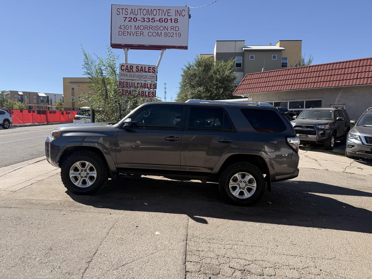 2017 Toyota 4Runner SR5 4WD (Natl)