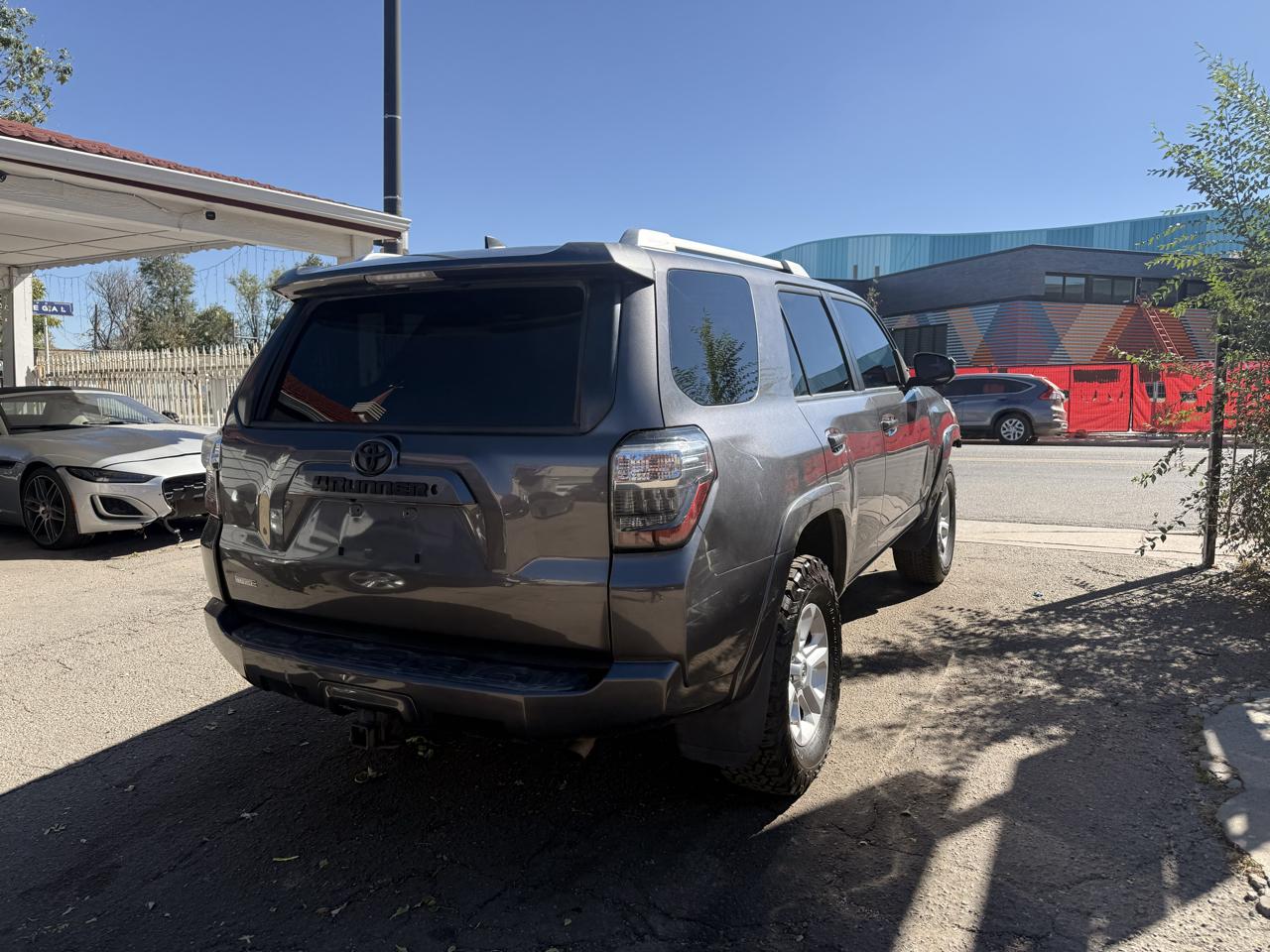2017 Toyota 4Runner SR5 4WD (Natl)