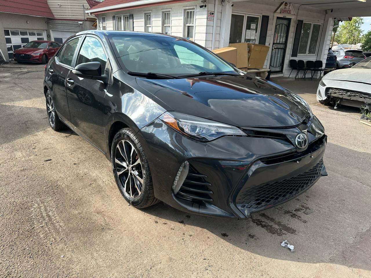 2018 Toyota Corolla XLE CVT (Natl)