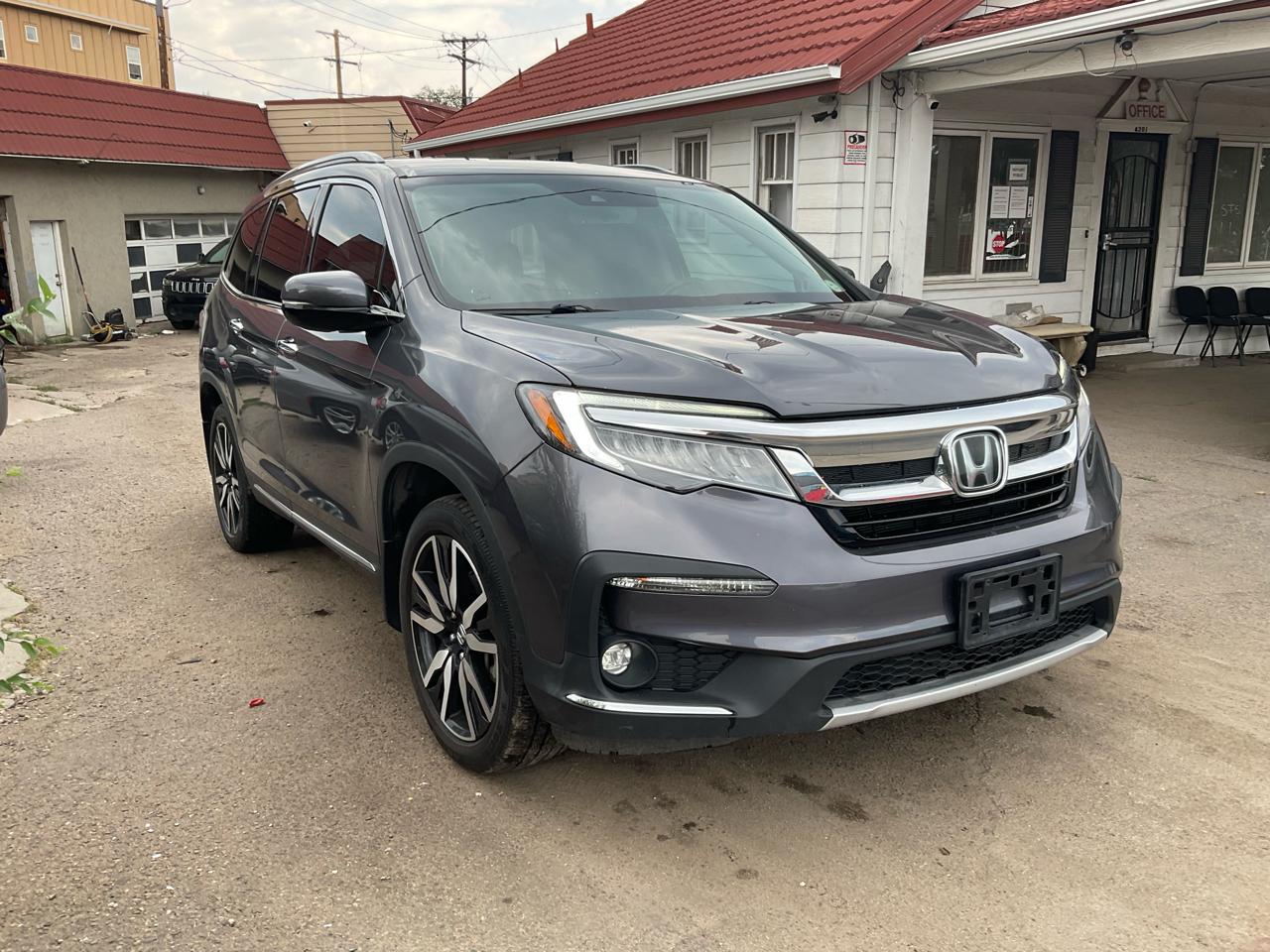 2021 Honda Pilot Touring 8-Passenger AWD