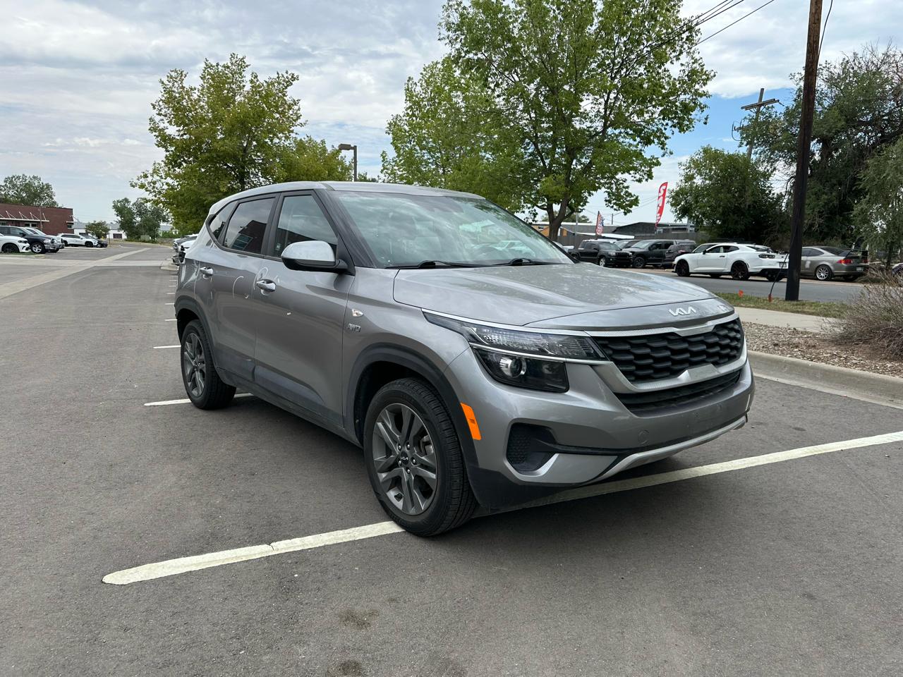 2022 Kia Seltos LX IVT AWD