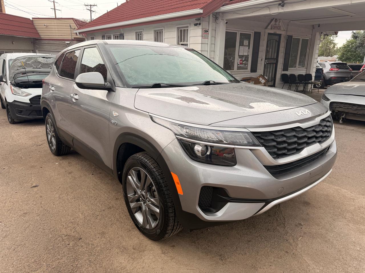 2022 Kia Seltos LX IVT AWD