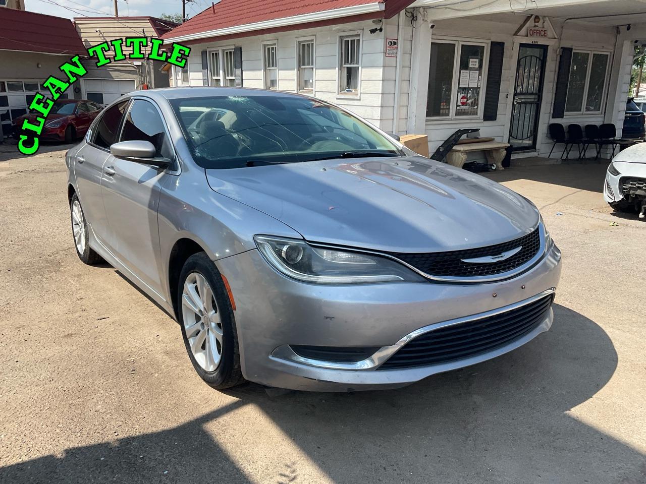2015 Chrysler 200 4dr Sdn Limited FWD