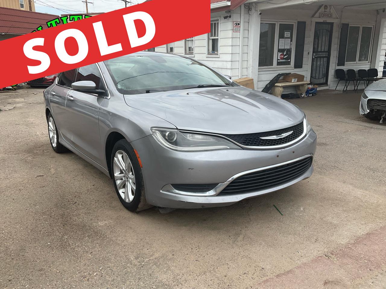 2015 Chrysler 200 4dr Sdn Limited FWD