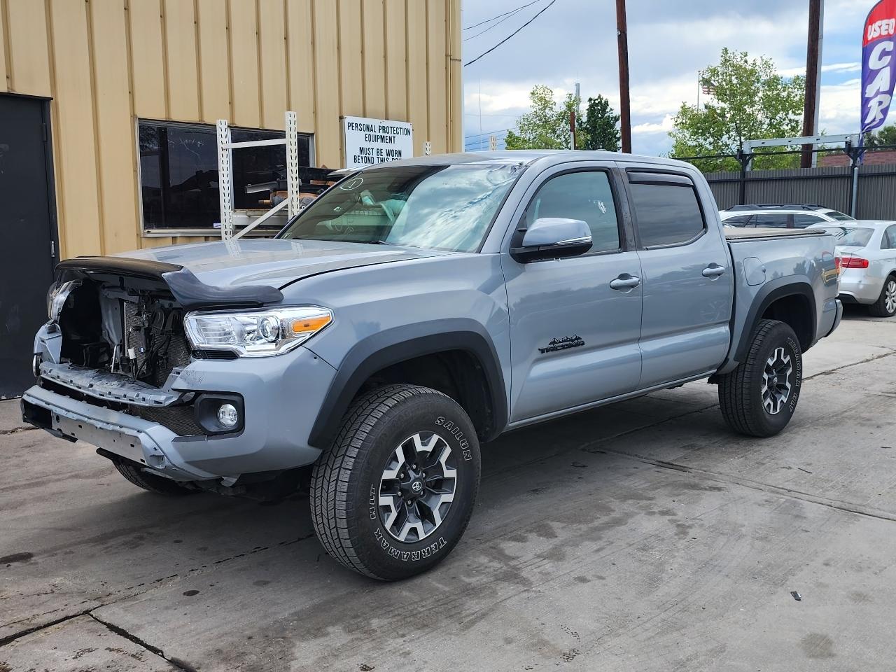 2021 Toyota Tacoma 4WD TRD Off Road Double Cab 5' Bed V6 MT (Natl)