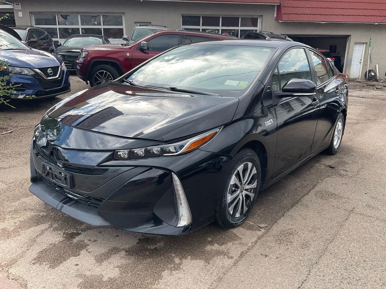 2022 Toyota Prius Prime XLE 4D Hatchback