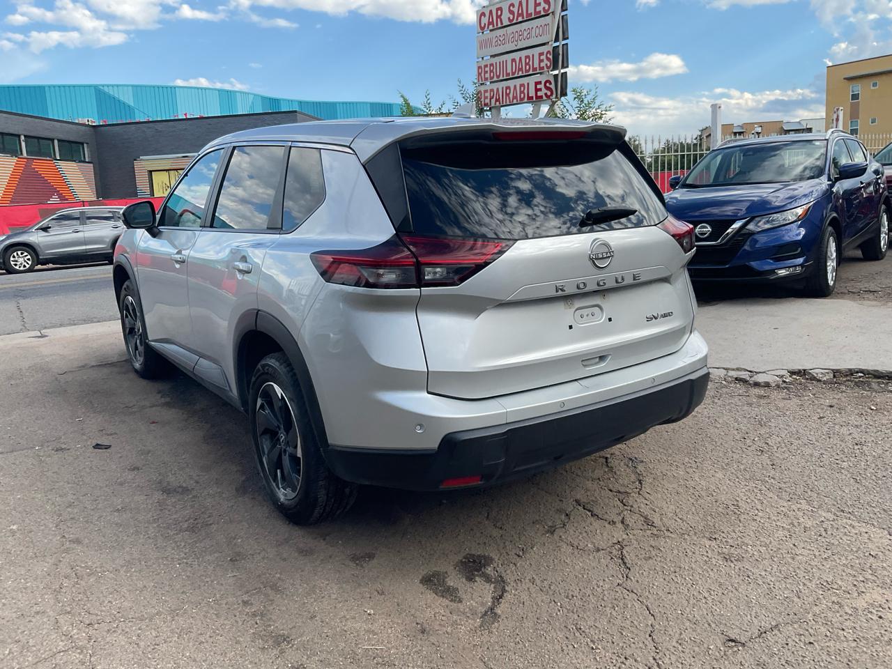 2024 Nissan Rogue AWD SV