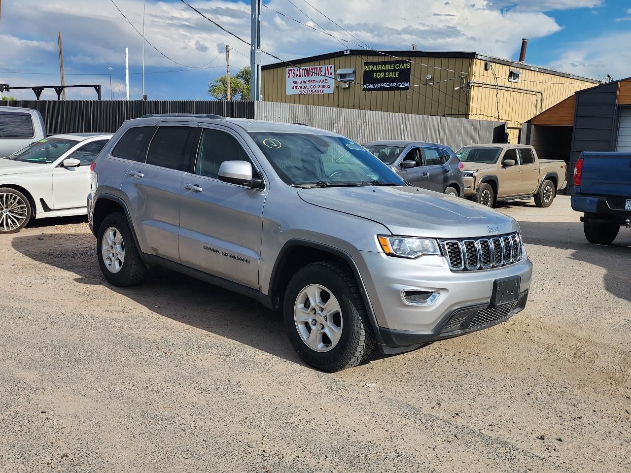 2017 Jeep Grand Cherokee Laredo 4x4