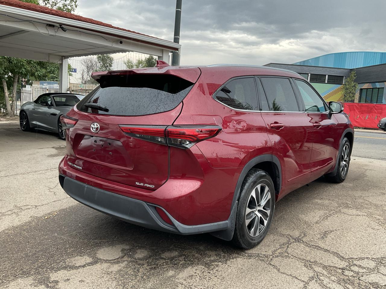 2020 Toyota Highlander XLE AWD (Natl)