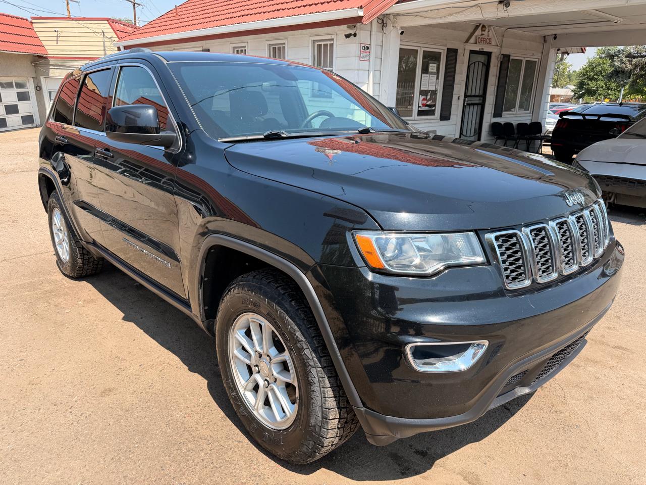 2019 Jeep Grand Cherokee Laredo E 4x4