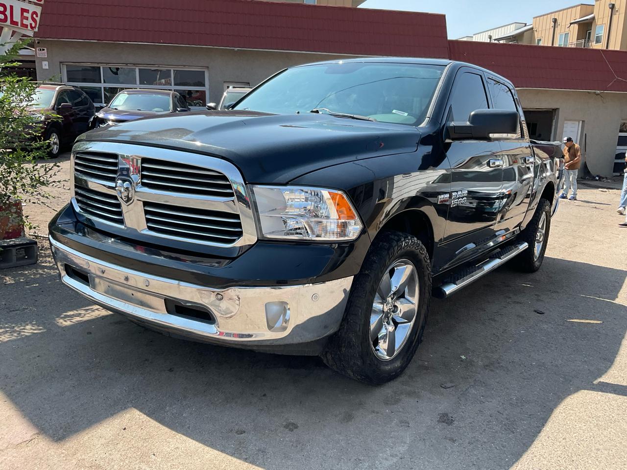 2016 RAM 1500 4WD Crew Cab 140.5" Big Horn