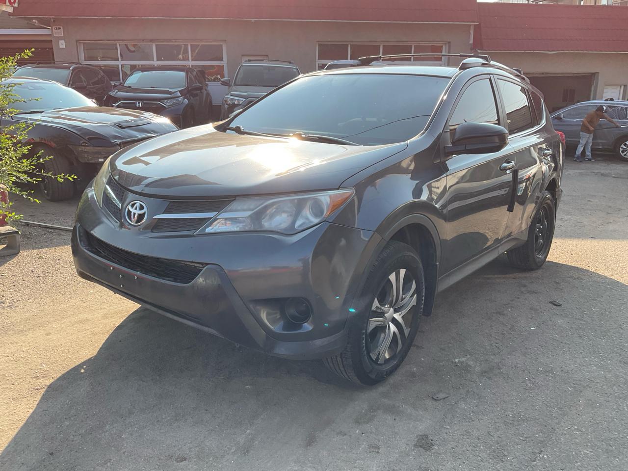 2013 Toyota RAV4 AWD 4dr LE (Natl)