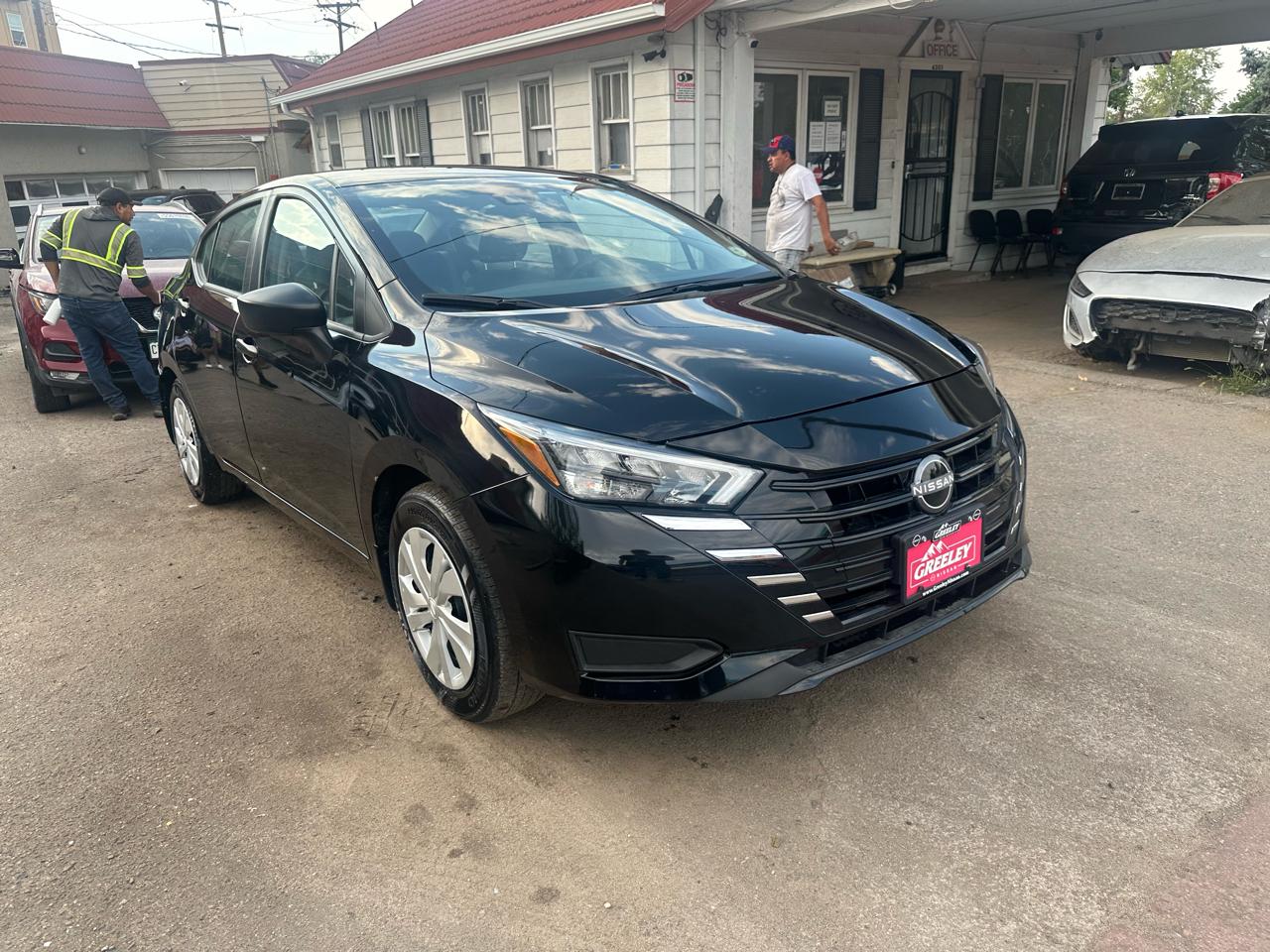 2025 Nissan Versa S CVT