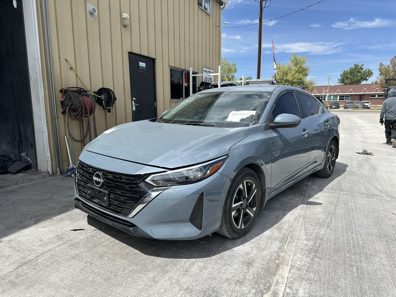 2024 Nissan Sentra SV CVT