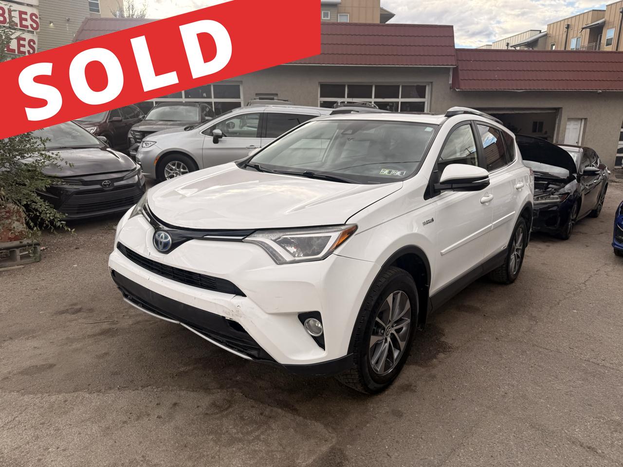 2017 Toyota RAV4 Hybrid LE Plus AWD (Natl)