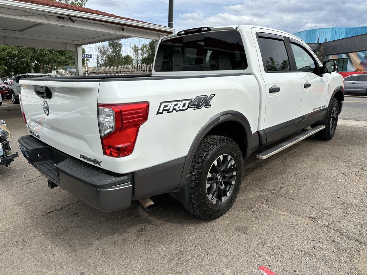 2018 Nissan Titan 4x4 Crew Cab PRO-4X