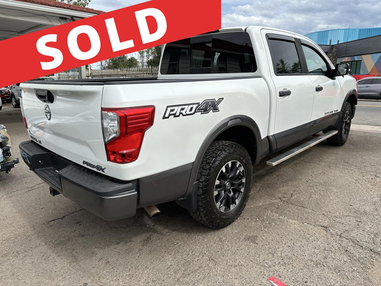 2018 Nissan Titan 4x4 Crew Cab PRO-4X