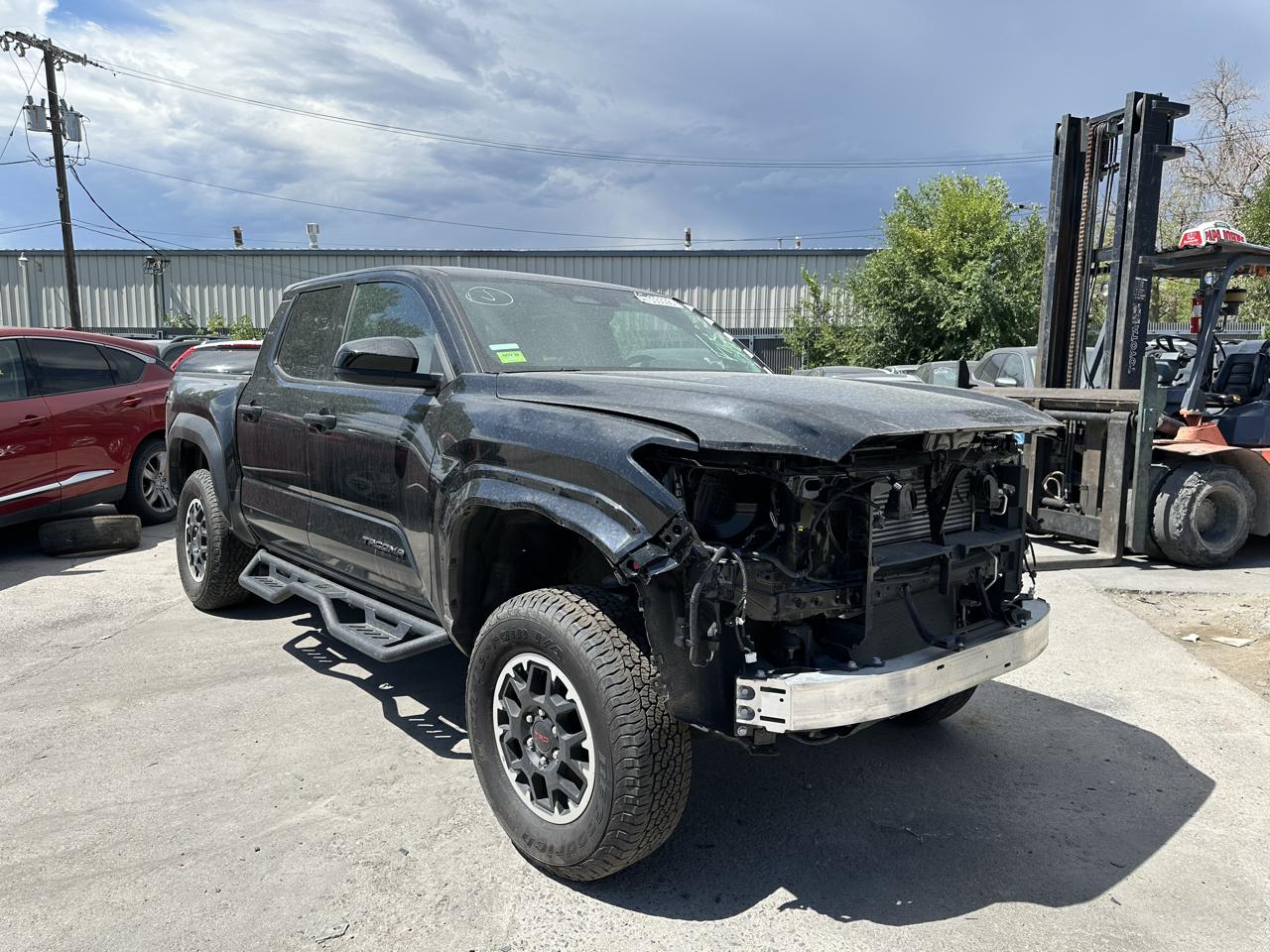 2025 Toyota Tacoma 4WD TRD Off Road Double Cab 5' Bed MT (Natl)