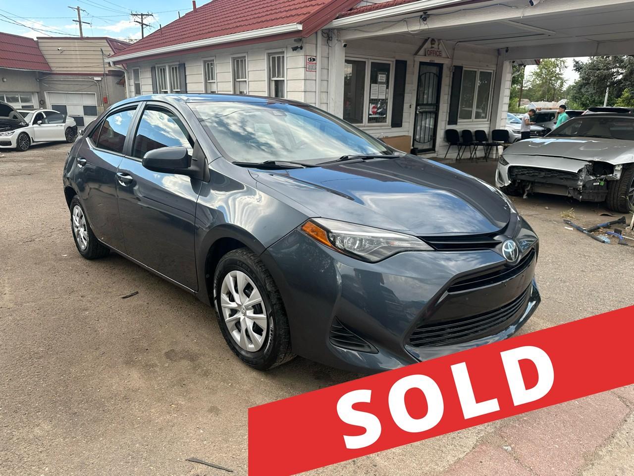 2019 Toyota Corolla XLE CVT (Natl)