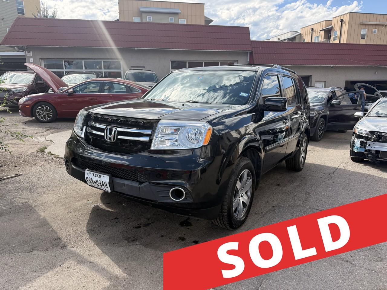 2014 Honda Pilot 2WD 4dr Touring w/RES & Navi