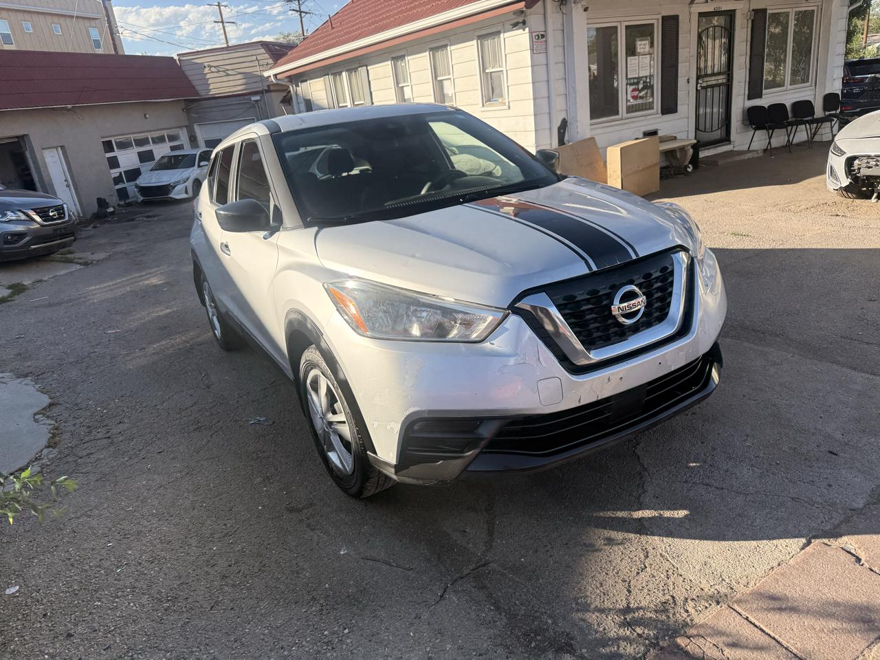 2020 Nissan Kicks S FWD