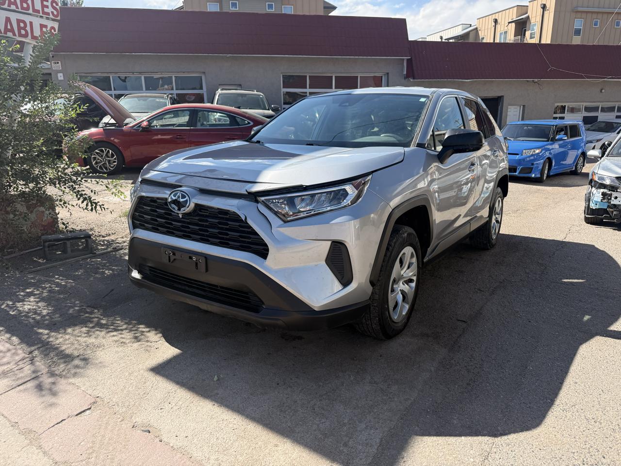 2022 Toyota RAV4 LE AWD (Natl)