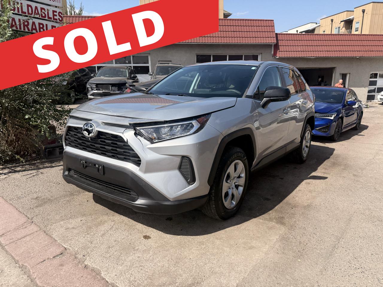 2022 Toyota RAV4 LE AWD (Natl)
