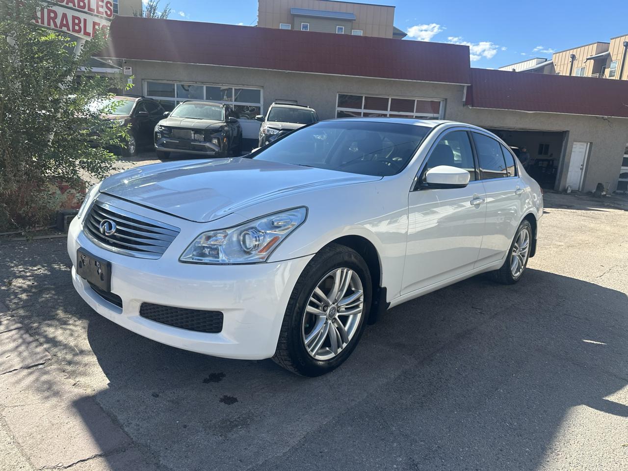 2013 Infiniti G37 Sedan 4dr x AWD