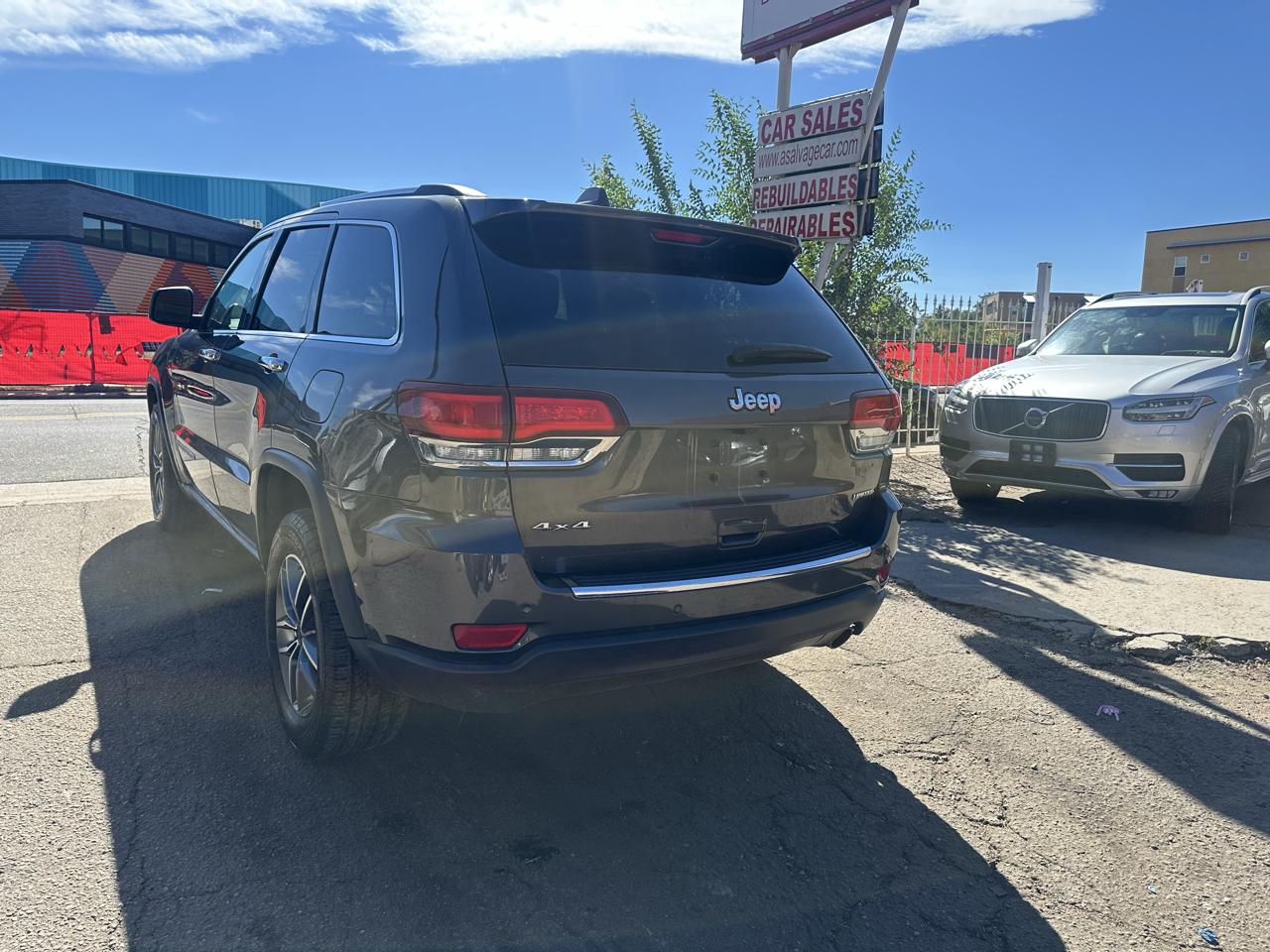 Jeep Grand Cherokee photo 3