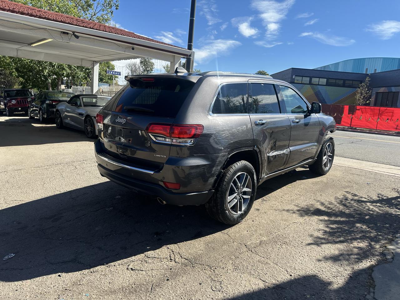 Jeep Grand Cherokee photo 5