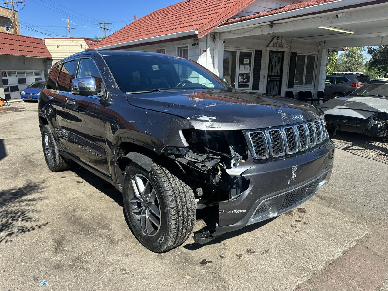 Jeep Grand Cherokee photo 7